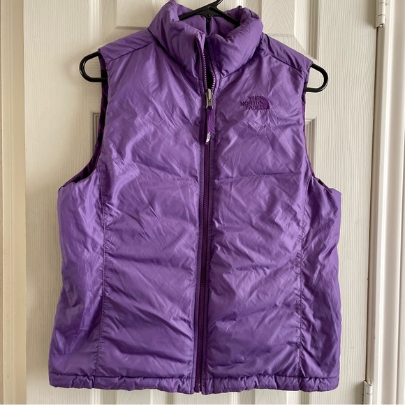 The North Face Reversible Purple Puffer Vest - Picture 5 of 9